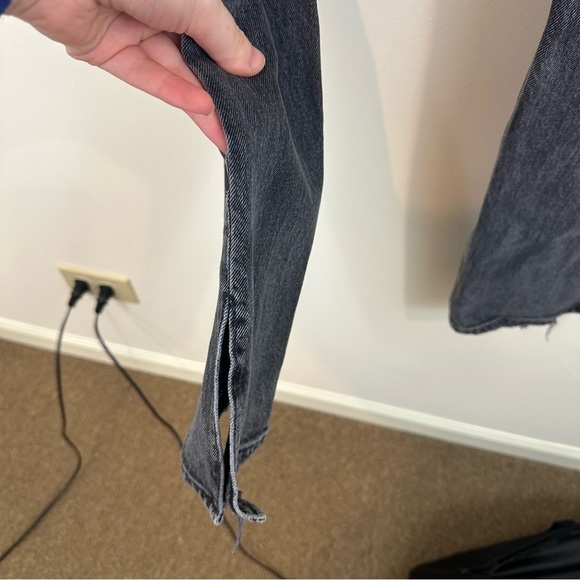 Abercrombie & Fitch | Gray The 90’s Straight Ultra High Rise with Slit Jeans 4R - Picture 5 of 7